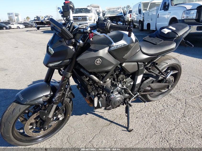 YAMAHA MTN690 2026