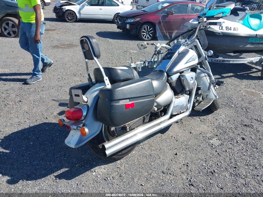 SUZUKI VL1500 2002