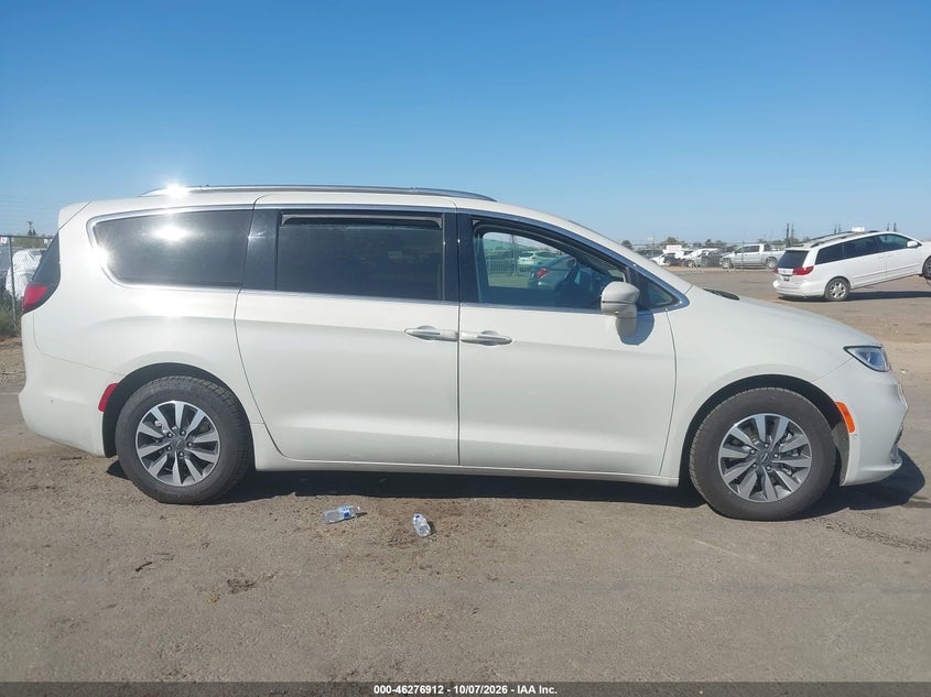 CHRYSLER PACIFICA HYBRID 2021 VIN 2C4RC1L73MR590087