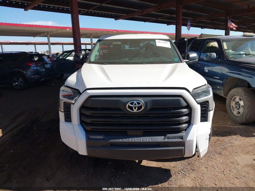 TOYOTA TUNDRA - zdjęcie 12