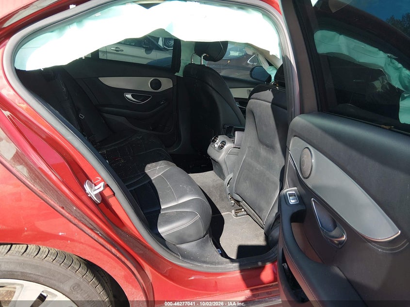 2016 MERCEDES-BENZ C 300 · Фото 8