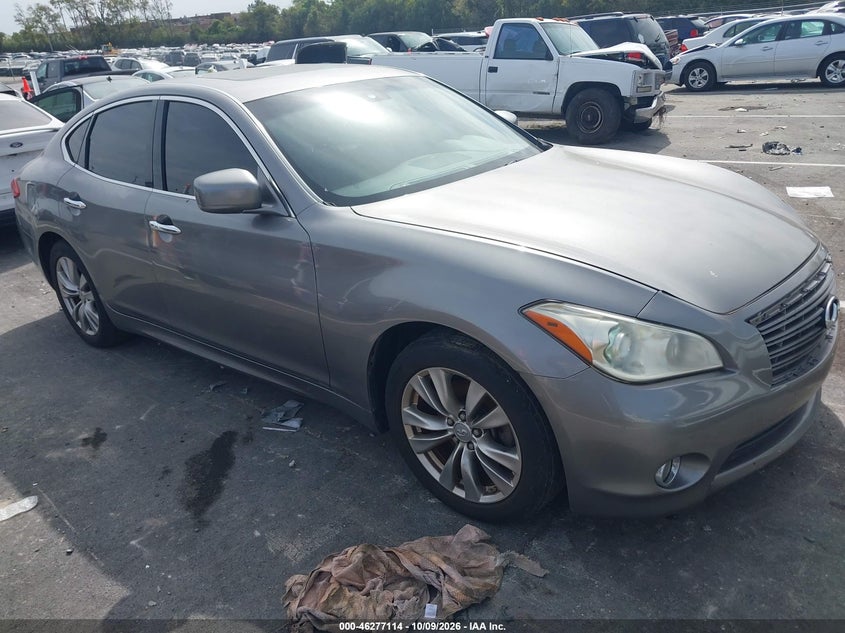 2012 INFINITI M37