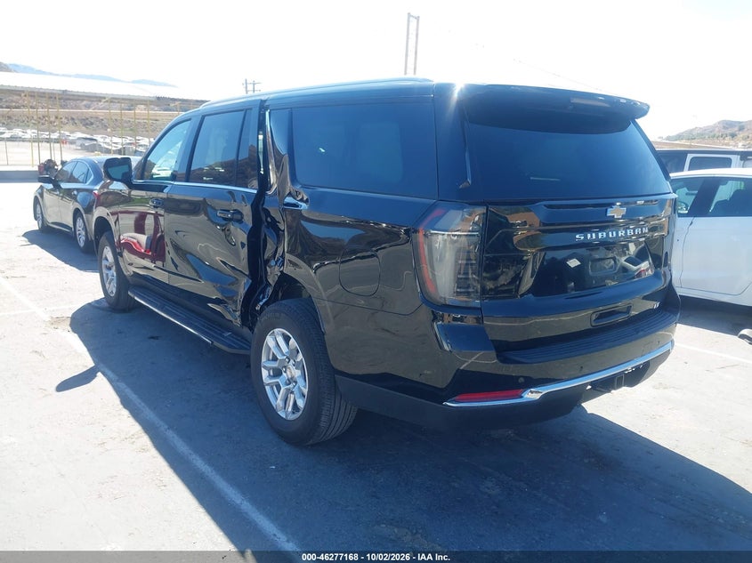 CHEVROLET SUBURBAN - zdjęcie 3