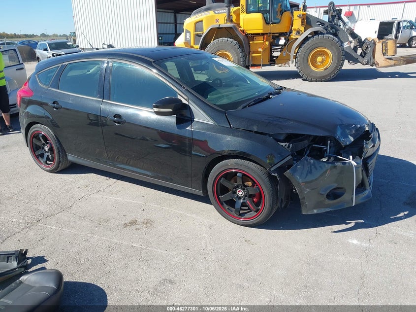 Vin: 1fadp3k2xel374205, lot: 46777418, ford focus se 20141