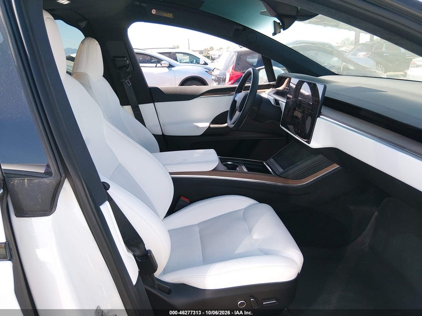 TESLA MODEL X 2025 VIN 7SAXCBE58SF472007