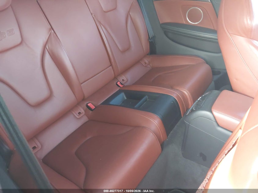 AUDI S5 2012 VIN WAUVVAFR8CA011102