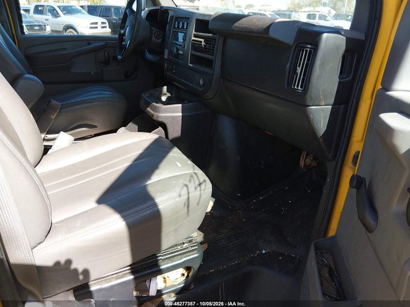 2012 GMC SAVANA 2500 WORK VAN · Фото 5