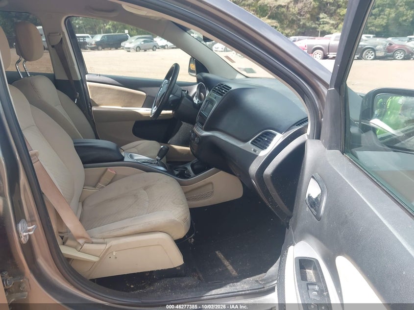 2012 DODGE JOURNEY SXT · Photo 5