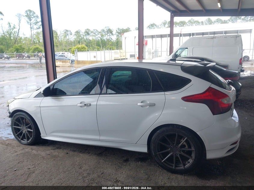 2014 FORD FOCUS ST · Фото 14