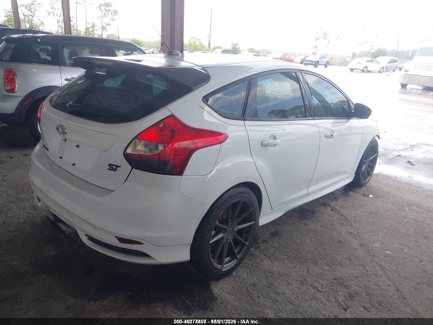 2014 FORD FOCUS ST · Фото 4