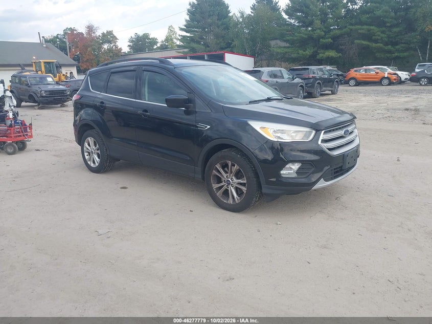 Vin: 1fmcu9gd1jud01056, lot: 46777925, ford escape se 2018 img_1