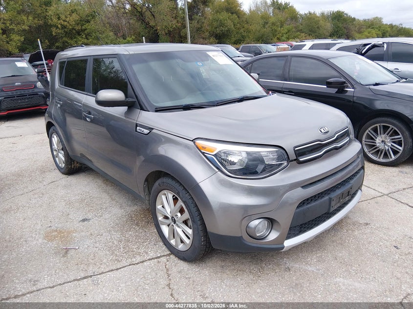Vin: kndjp3a56h7492631, lot: 46777981, kia soul + 20171