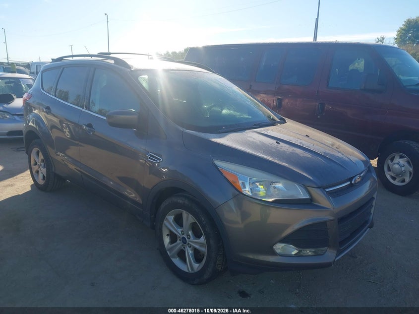 Vin: 1fmcu0g95duc43111, lot: 46778161, ford escape se 20131