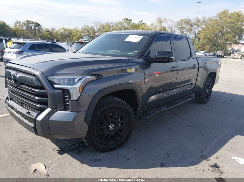 TOYOTA TUNDRA - zdjęcie 2