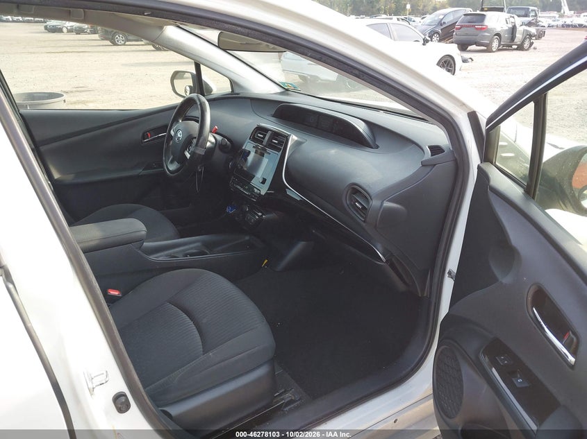 TOYOTA PRIUS - zdjęcie 5