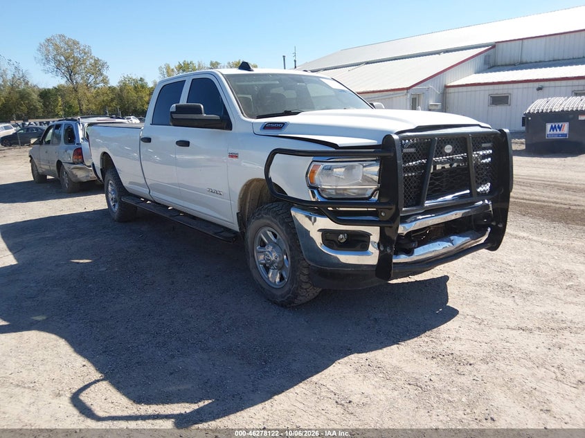 Vin: 3c6ur5hj3ng437373, lot: 46778268, ram 2500 tradesman  4x4 8' box 2022 img_1