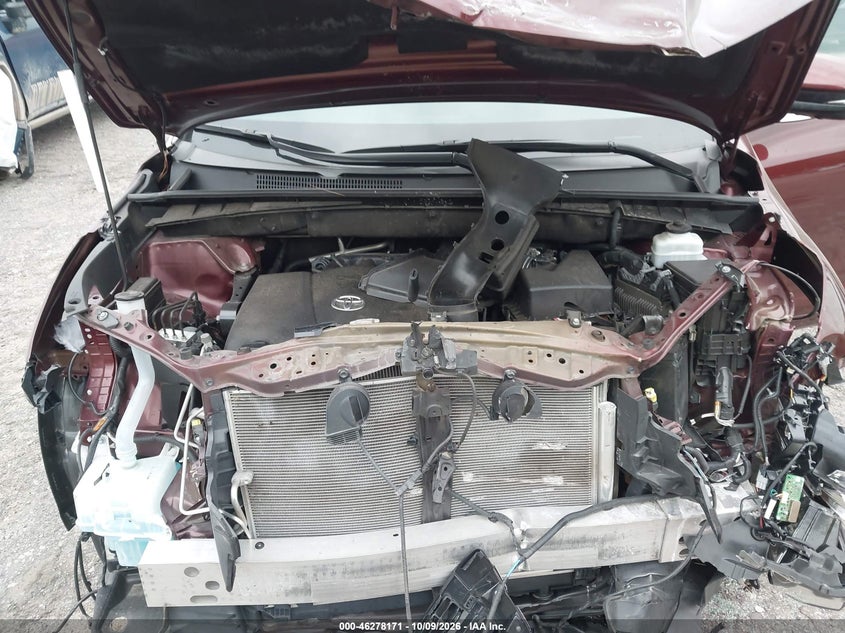 TOYOTA HIGHLANDER - zdjęcie 10