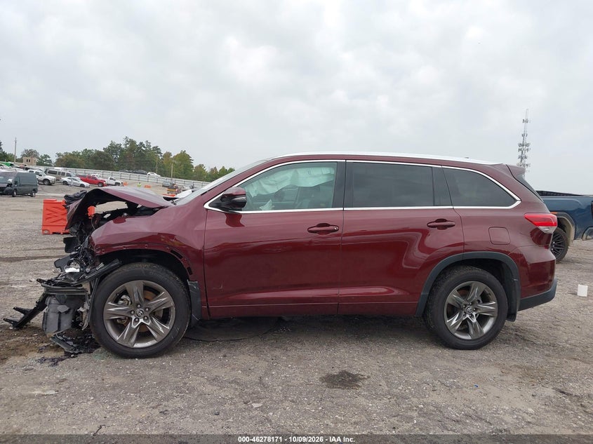 TOYOTA HIGHLANDER - zdjęcie 14