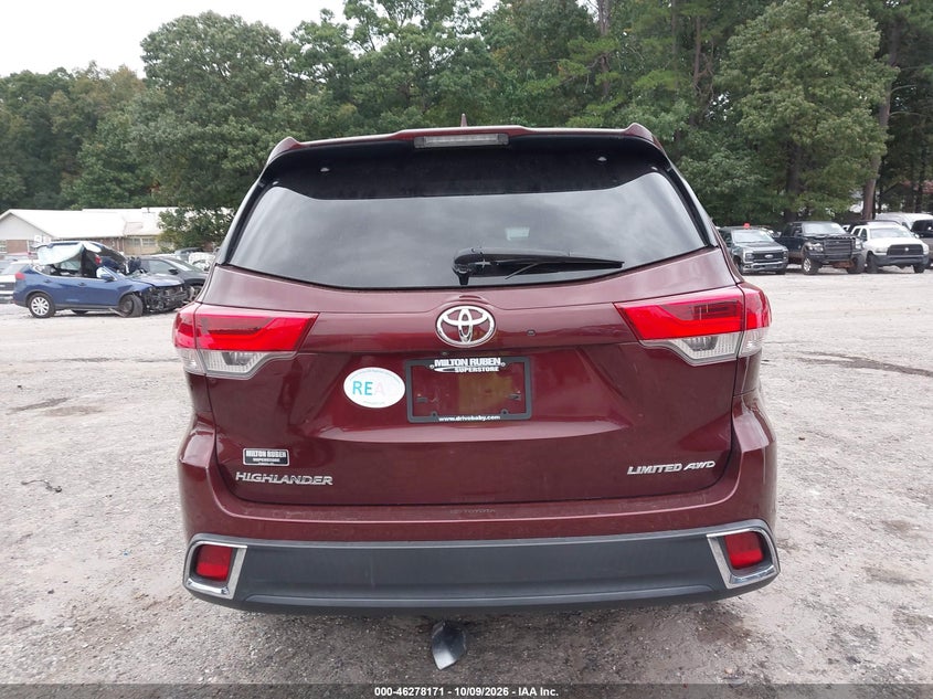 TOYOTA HIGHLANDER - zdjęcie 16
