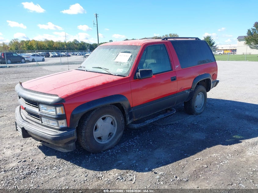 CHEVROLET TAHOE 1999 VIN 3GNEK18R9XG165972