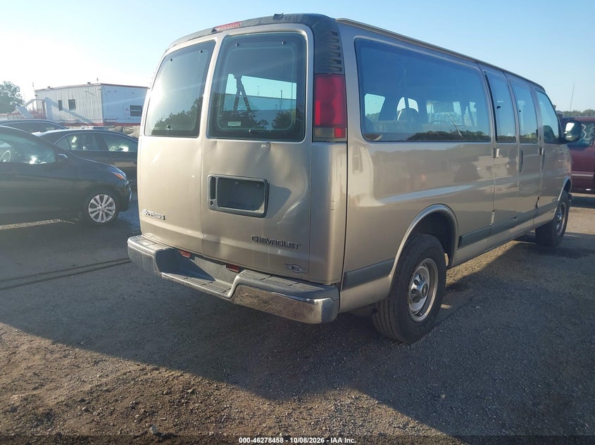 CHEVROLET EXPRESS 2002 VIN 1GAHG39R921181073