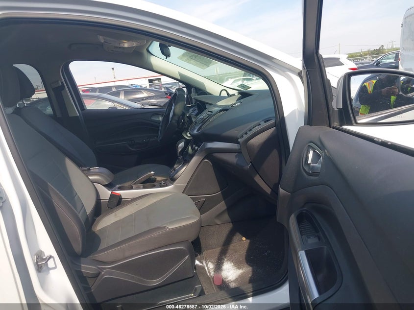 FORD ESCAPE 2016 VIN 1FMCU9GX3GUA89649
