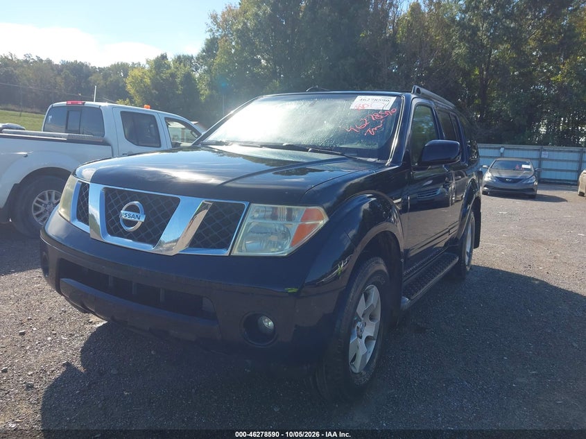 2005 Nissan Pathfinder Se, Normal Wear & Tear, IAAI, VIN 5N1AR18W65C721613 — photo 2