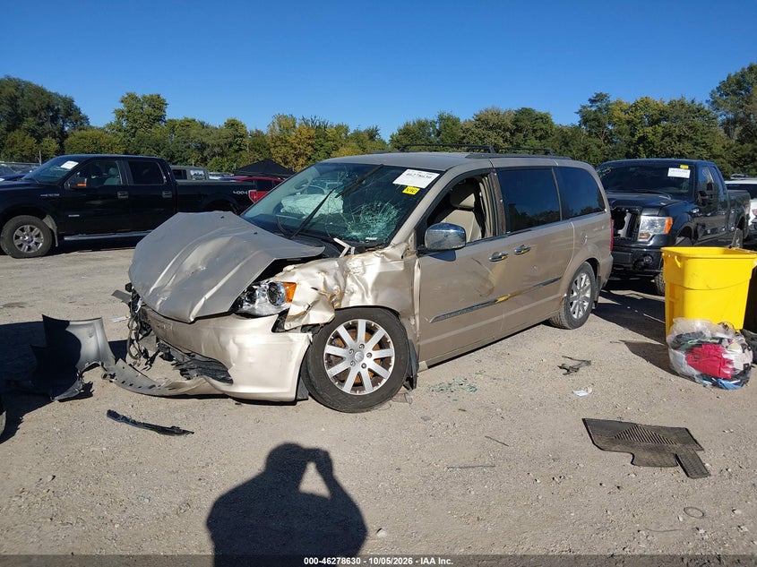 Vin: 2c4rc1cg0cr414001, lot: 46778776, chrysler town & country touring-l 20122