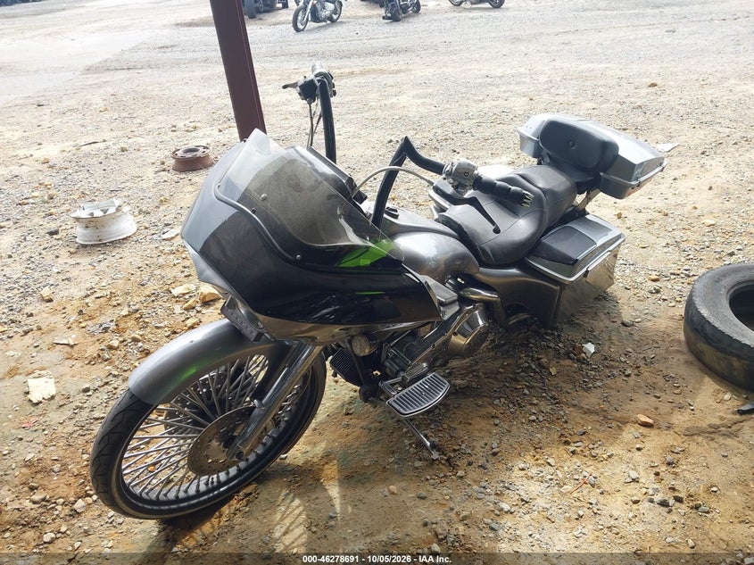 HARLEY-DAVIDSON FLTRI 2001