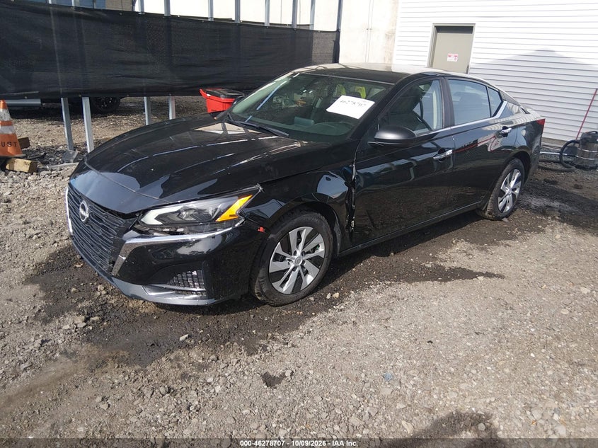 2025 Nissan Altima S Fwd, Left Front, IAAI, VIN 1N4BL4BV7SN316619 — photo 2