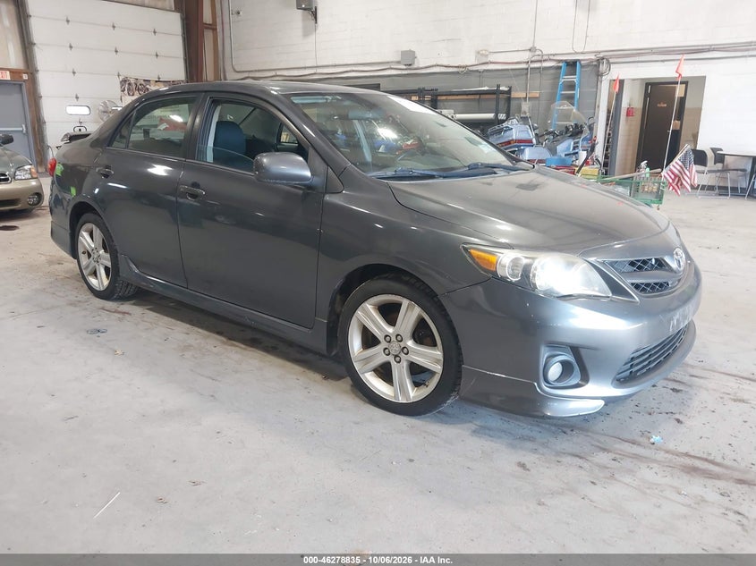 Vin: 2t1bu4ee1dc981296, lot: 46778981, toyota corolla s 2013 img_1