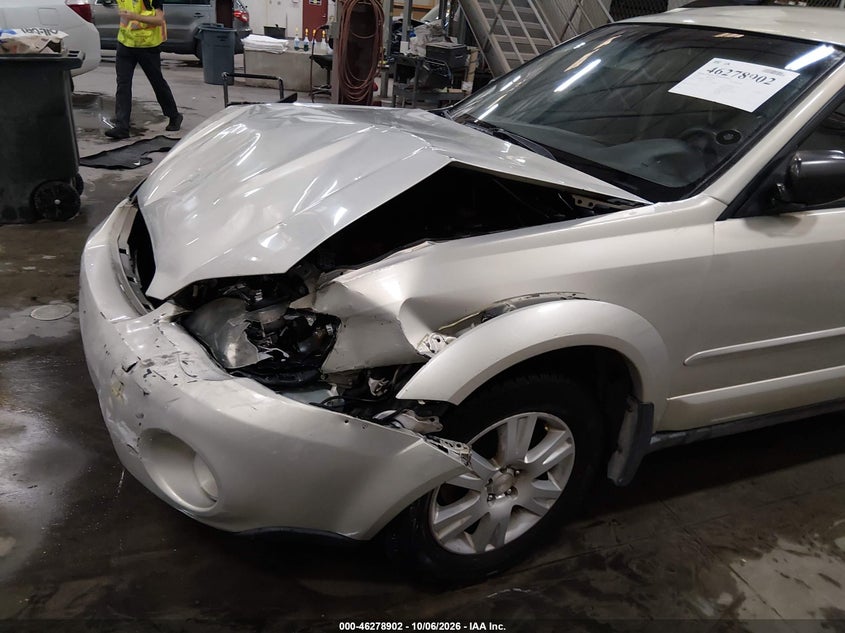 2005 SUBARU OUTBACK 2.5I · Фото 18