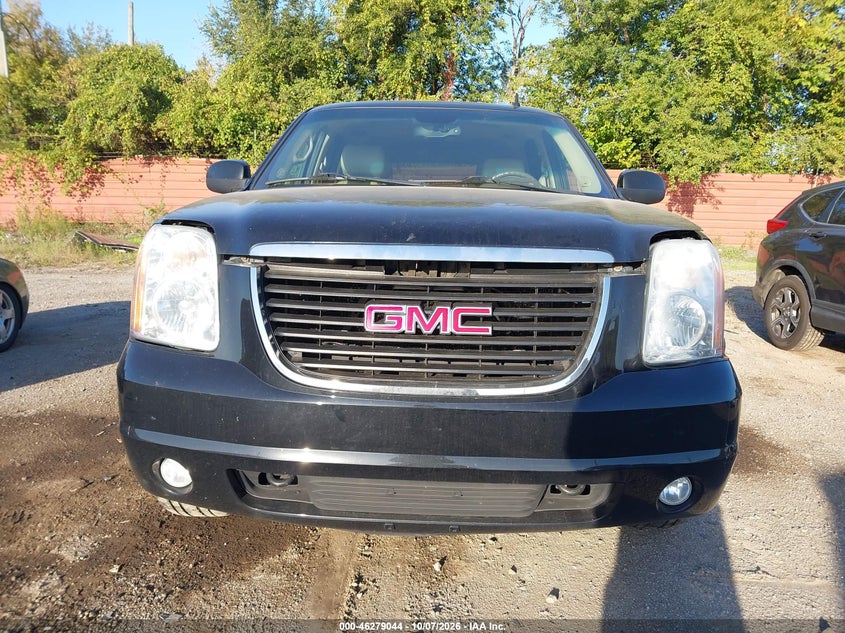 2011 GMC YUKON SLT · Фото 12