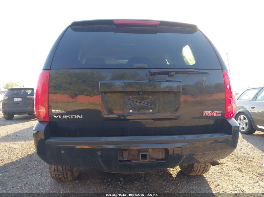 2011 GMC YUKON SLT · Фото 16