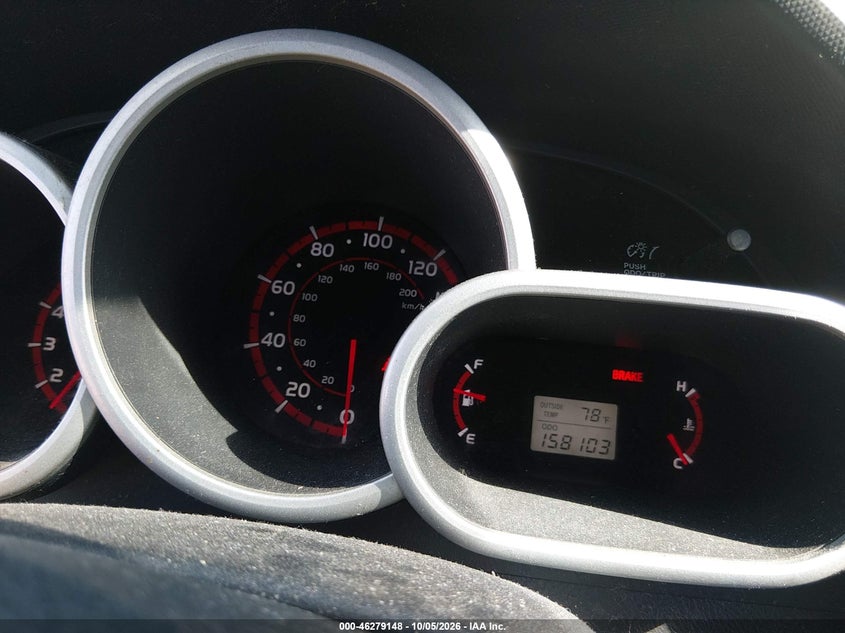 2010 TOYOTA MATRIX · Фото 7