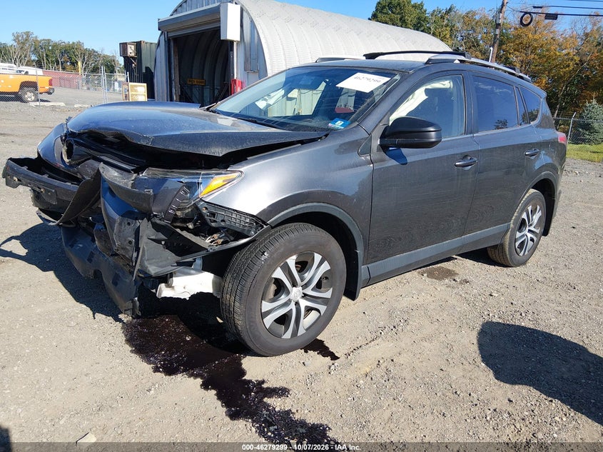 2016 TOYOTA RAV4 LE · Photo 2