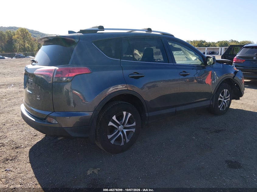 2016 TOYOTA RAV4 LE · Photo 4