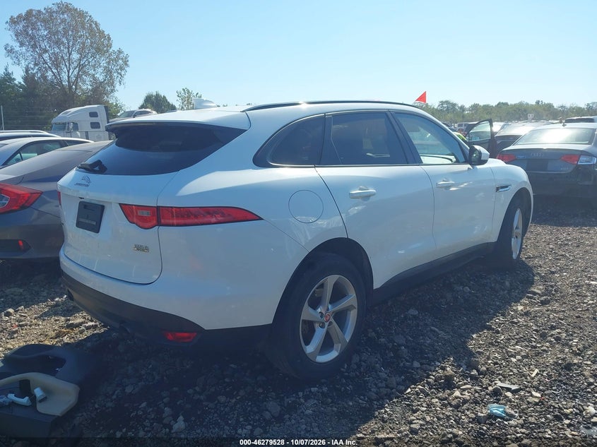 JAGUAR F-PACE - zdjęcie 4