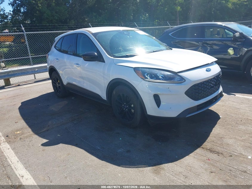 Vin: 1fmcu0bzxlub09989, lot: 46779716, ford escape se sport hybrid 20201
