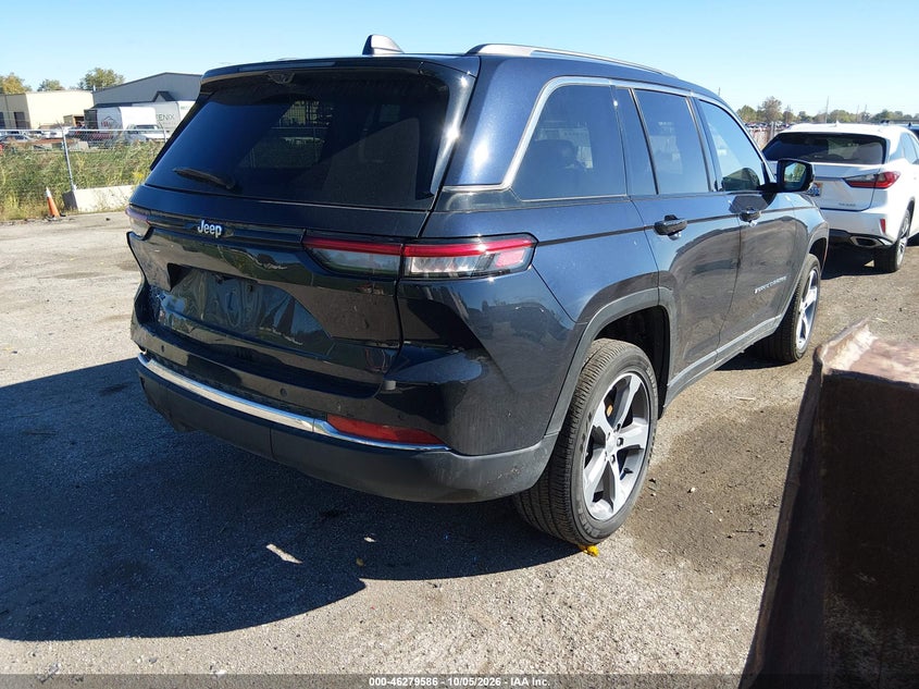 JEEP GRAND CHEROKEE 4XE - zdjęcie 4