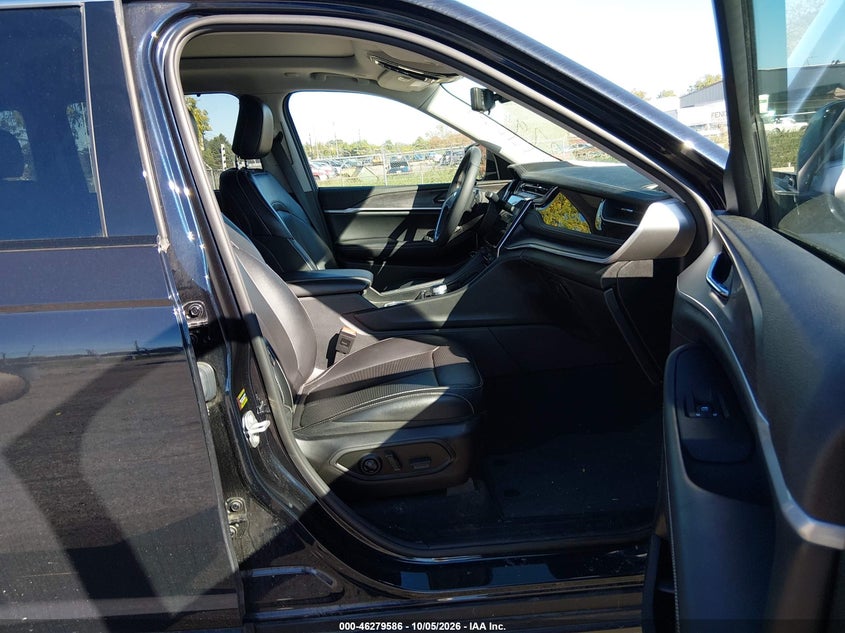 JEEP GRAND CHEROKEE 4XE - zdjęcie 5