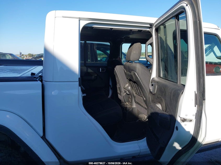 2021 JEEP GLADIATOR RUBICON 4X4 · Photo 8