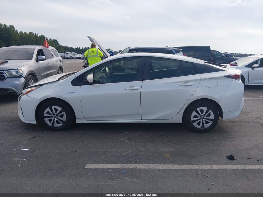 TOYOTA PRIUS - zdjęcie 14