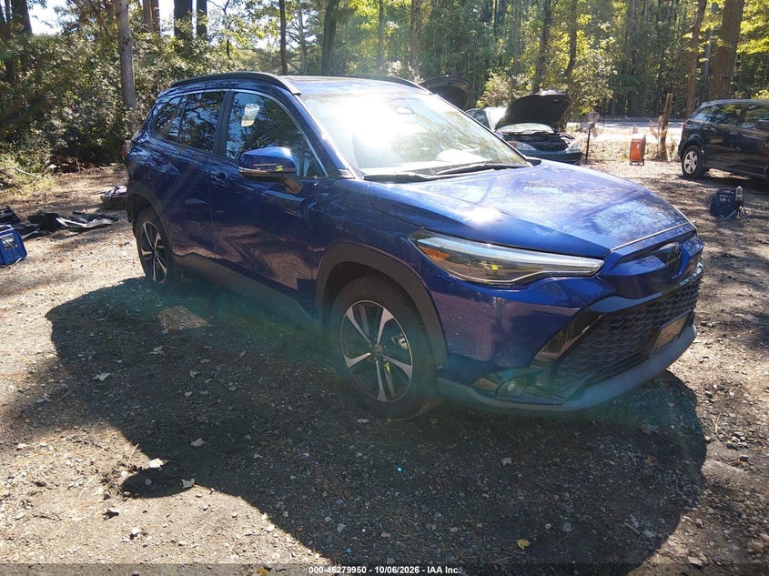 Vin: 7mufbabg8pv001446, lot: 46780096, toyota corolla cross hybrid xse 2023 img_1