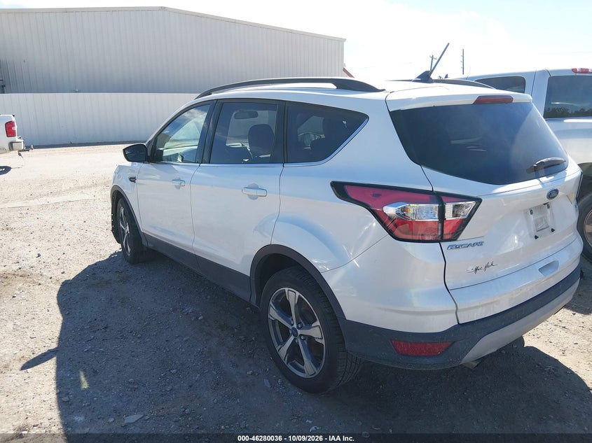 Vin: 1fmcu9hd7jub27606, lot: 46780182, ford escape sel 20183