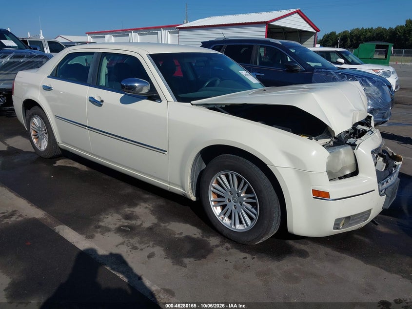 Vin: 2c3ca5cv8ah105434, lot: 46780311, chrysler 300 touring/signature series/executive series 2010 img_1