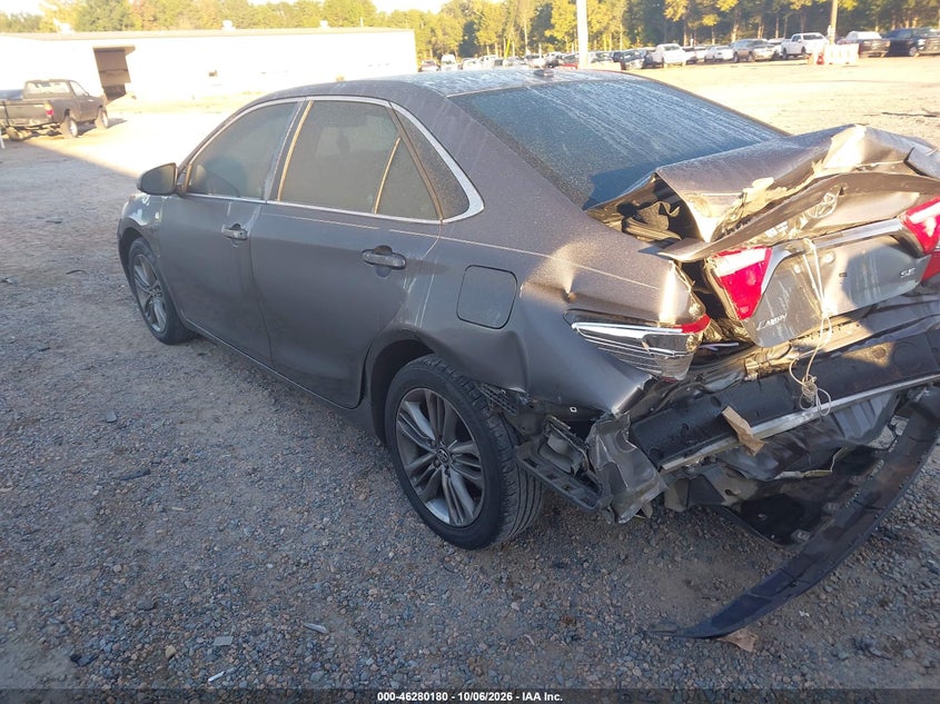 TOYOTA CAMRY - zdjęcie 3