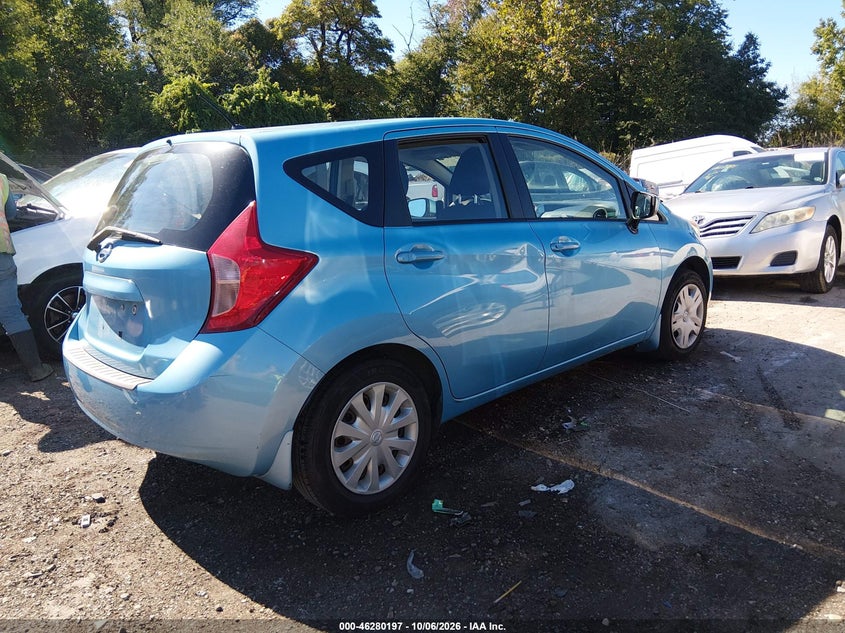 2015 NISSAN VERSA NOTE S (SR) · Photo 4