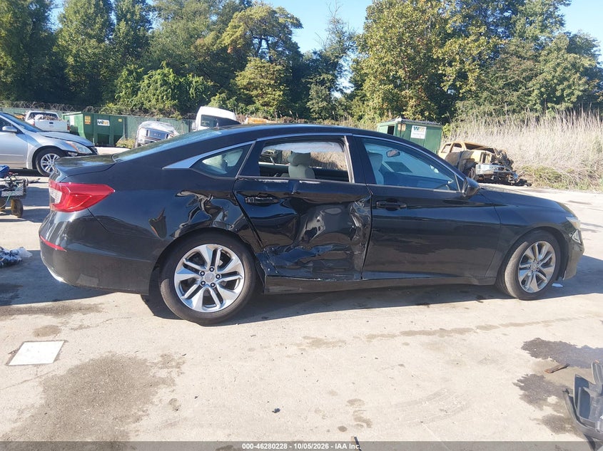 2018 HONDA ACCORD LX · Photo 13