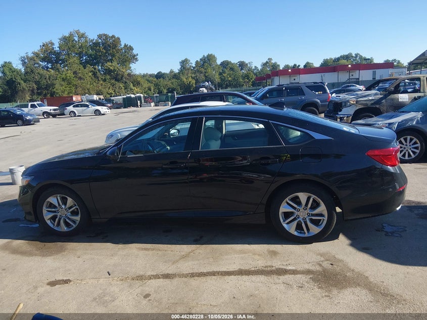 2018 HONDA ACCORD LX · Photo 14